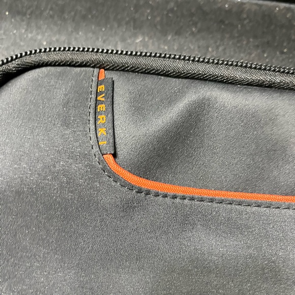 Everki Large Laptop Case - Picture 3 of 7